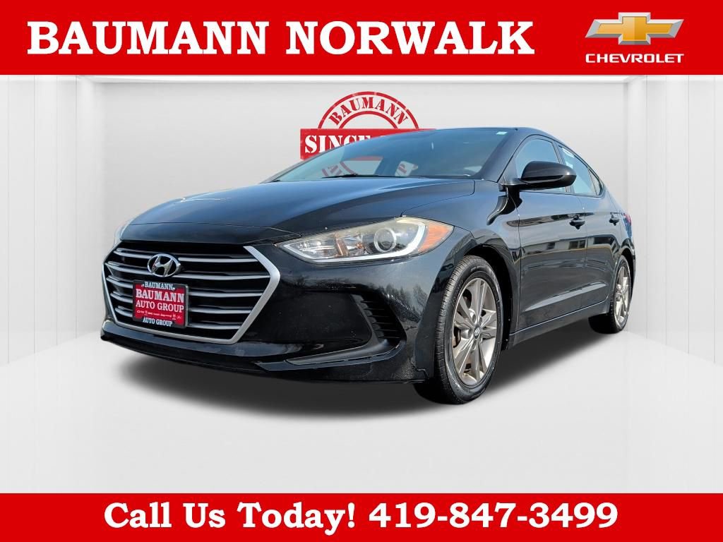 Used 2017 Hyundai Elantra SE FWD image 1