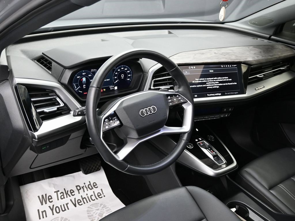 Used 2024 Audi Q4 e-tron Premium Plus w/ Premium Plus image 17