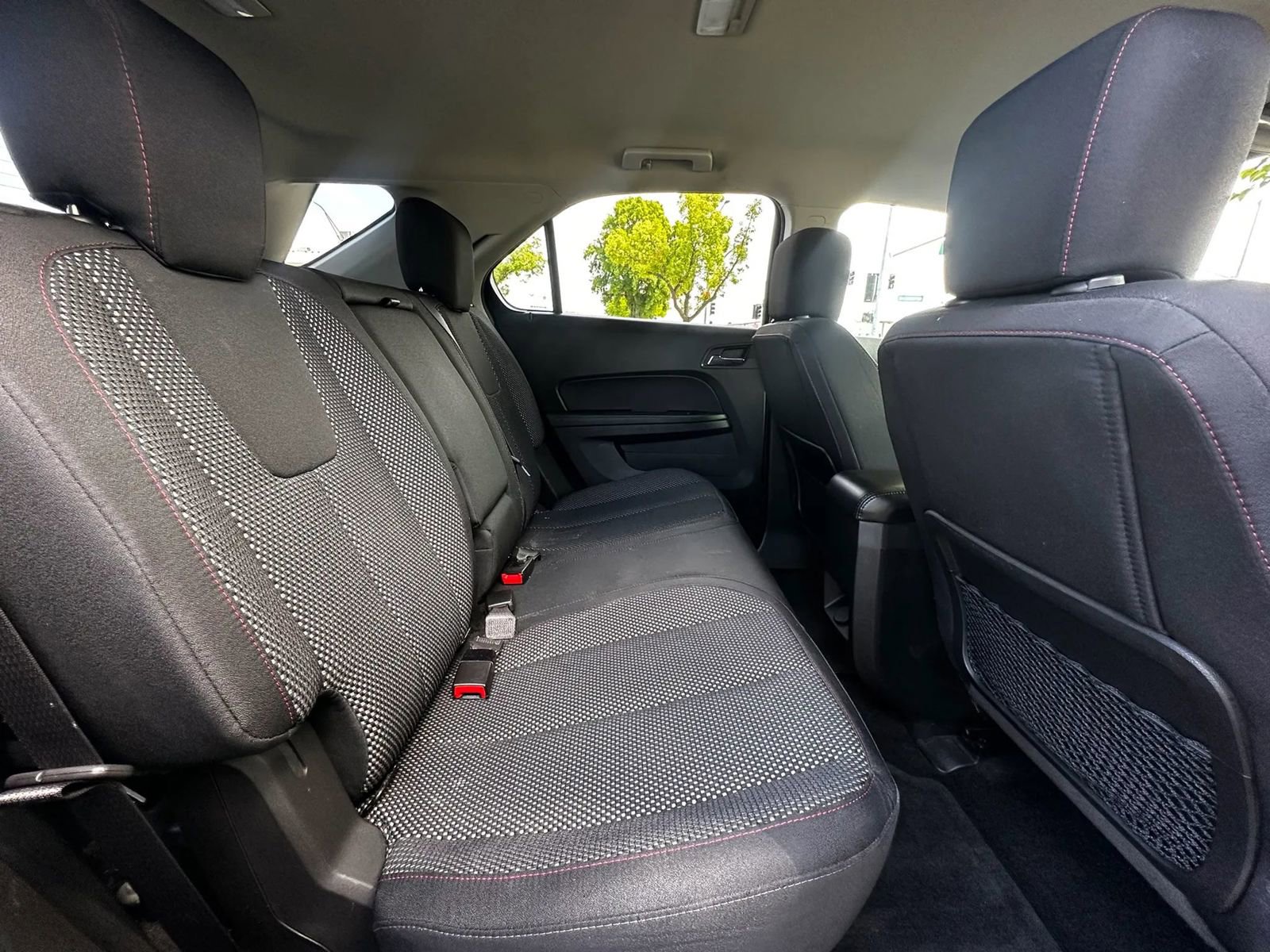 Used 2017 Chevrolet Equinox LT w/ Convenience Package FWD image 9