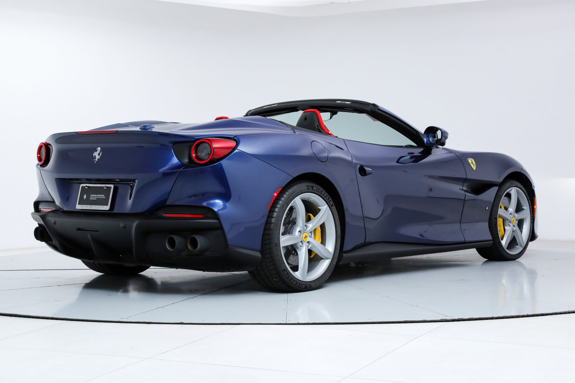 Certified 2023 Ferrari Portofino M image 8