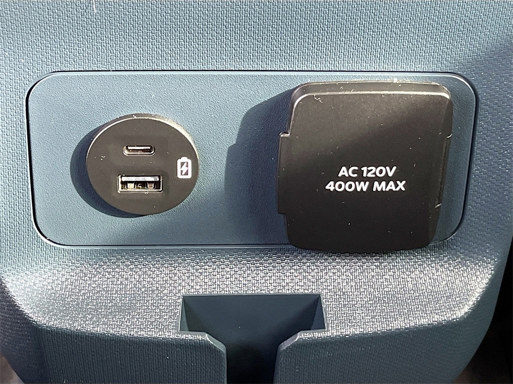 Used 2024 Ford Maverick Lariat image 26