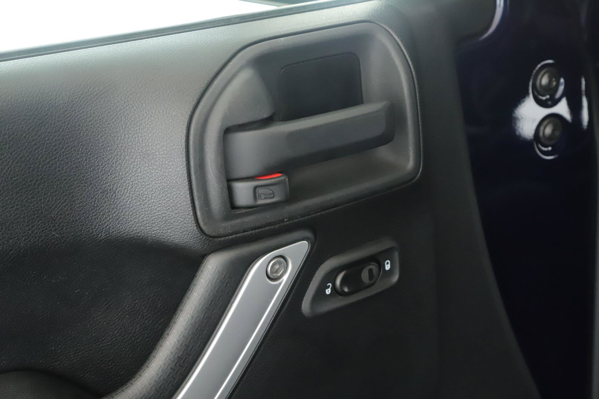 Used 2013 Jeep Wrangler Sahara w/ Dual Top Group AWD/4WD image 6
