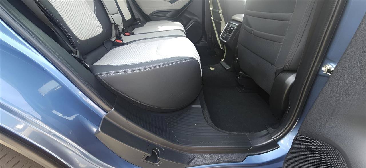 Used 2022 Subaru Forester Premium AWD/4WD image 31