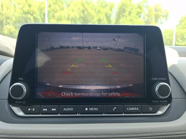 Certified 2023 Nissan Rogue SV FWD image 14