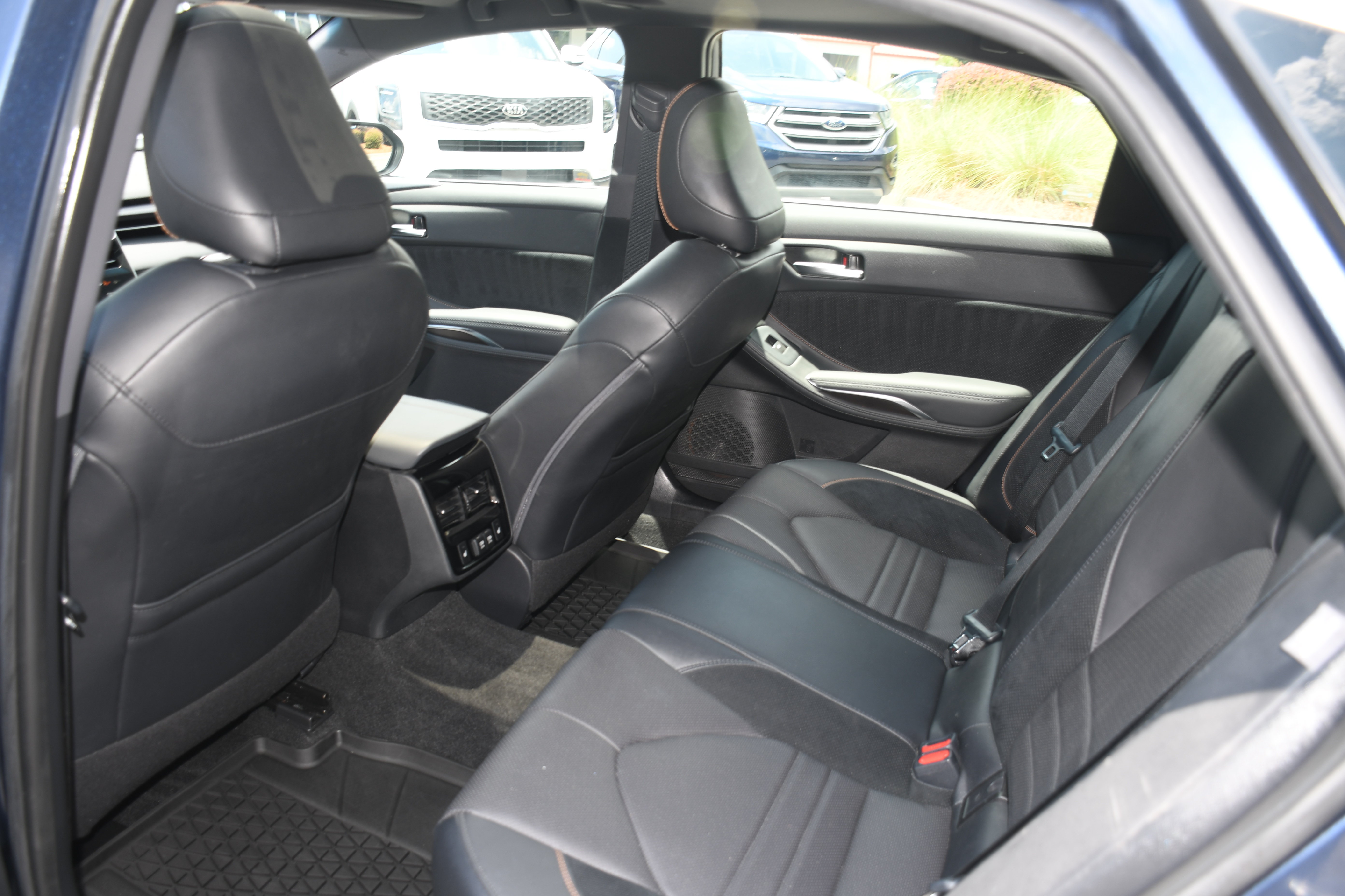 Used 2019 Toyota Avalon Touring w/ Advanced Safety Package FWD image 17