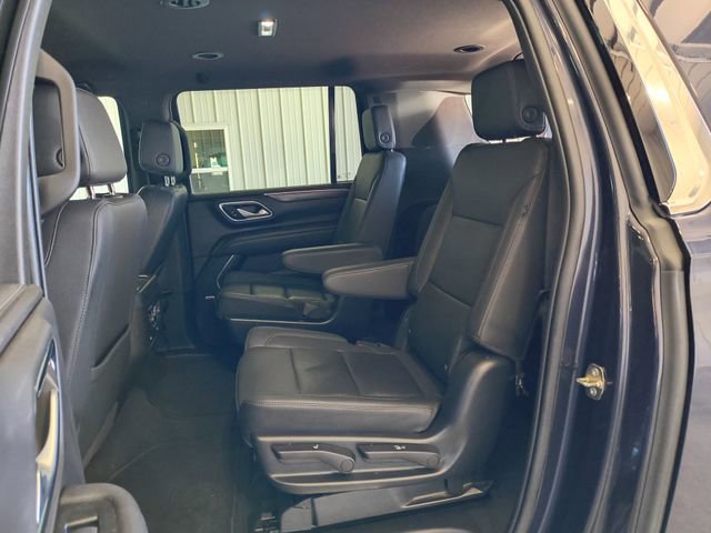 Used 2022 Chevrolet Suburban LT w/ Luxury Package AWD/4WD image 22