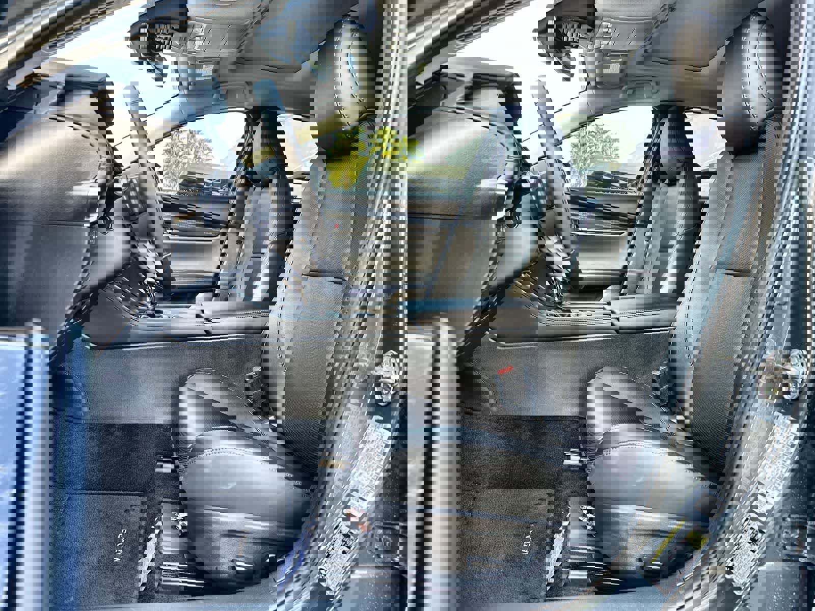 Used 2025 MAZDA MAZDA3 2.5 Turbo Sedan w/Premium Plus image 15