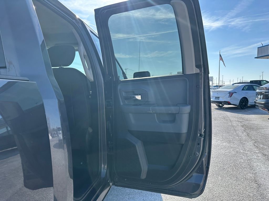 Used 2024 RAM 1500 Classic SLT image 14
