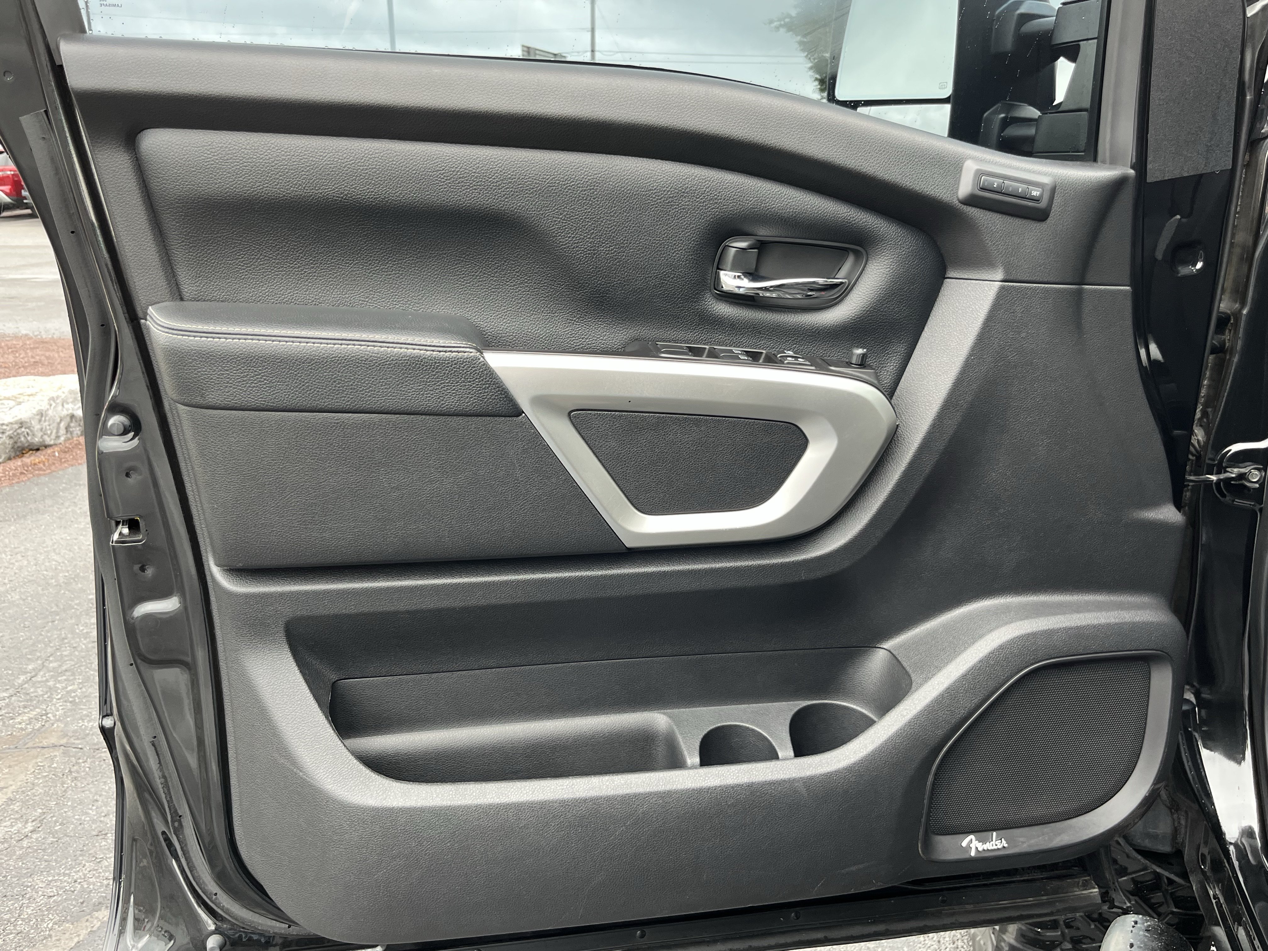 Used 2019 Nissan Titan PRO-4X w/ Pro-4x Convenience Package AWD/4WD image 20