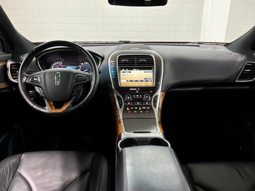 Used 2016 Lincoln MKX Select AWD/4WD image 6