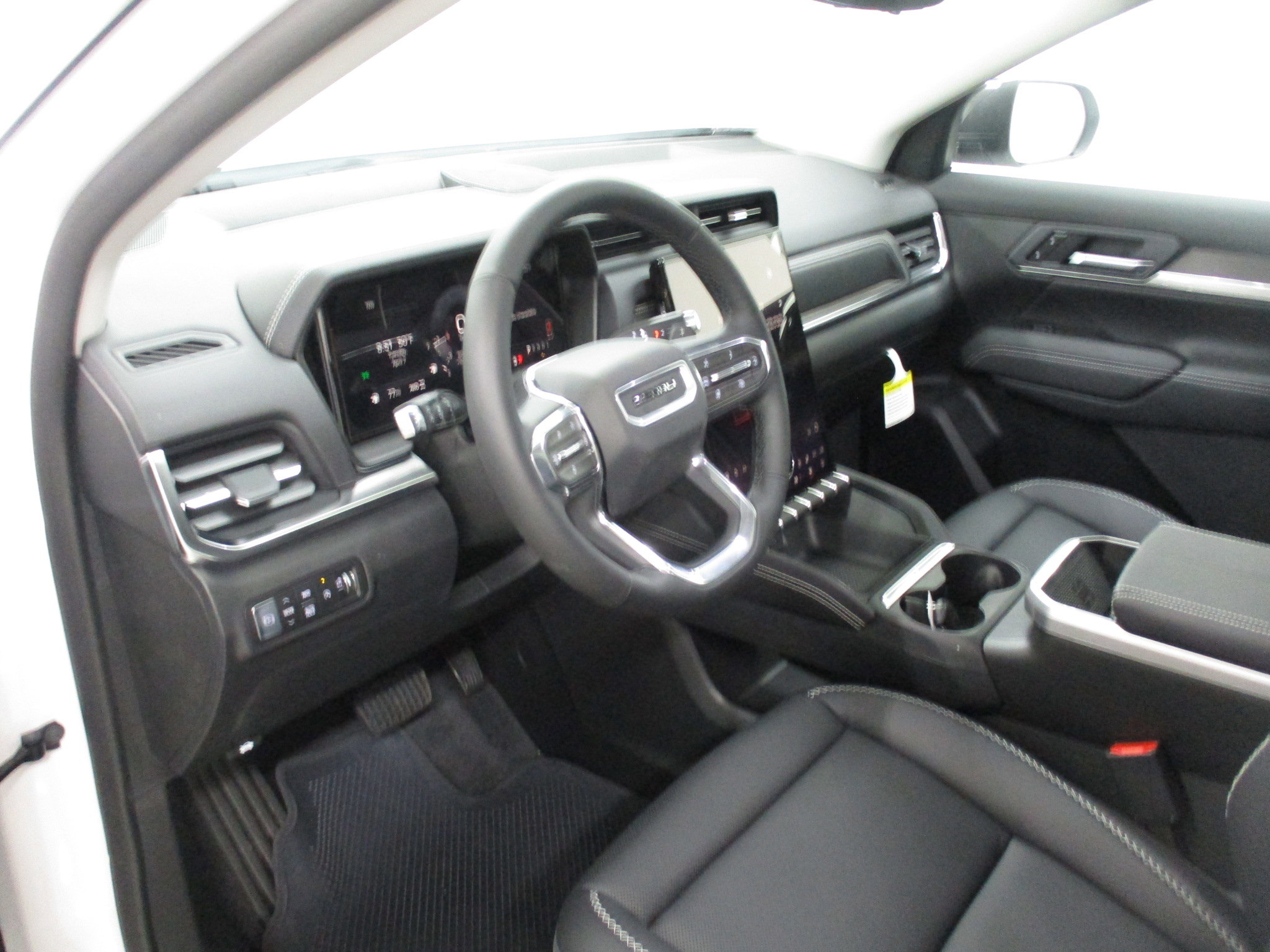 New 2026 GMC Terrain Denali image 14