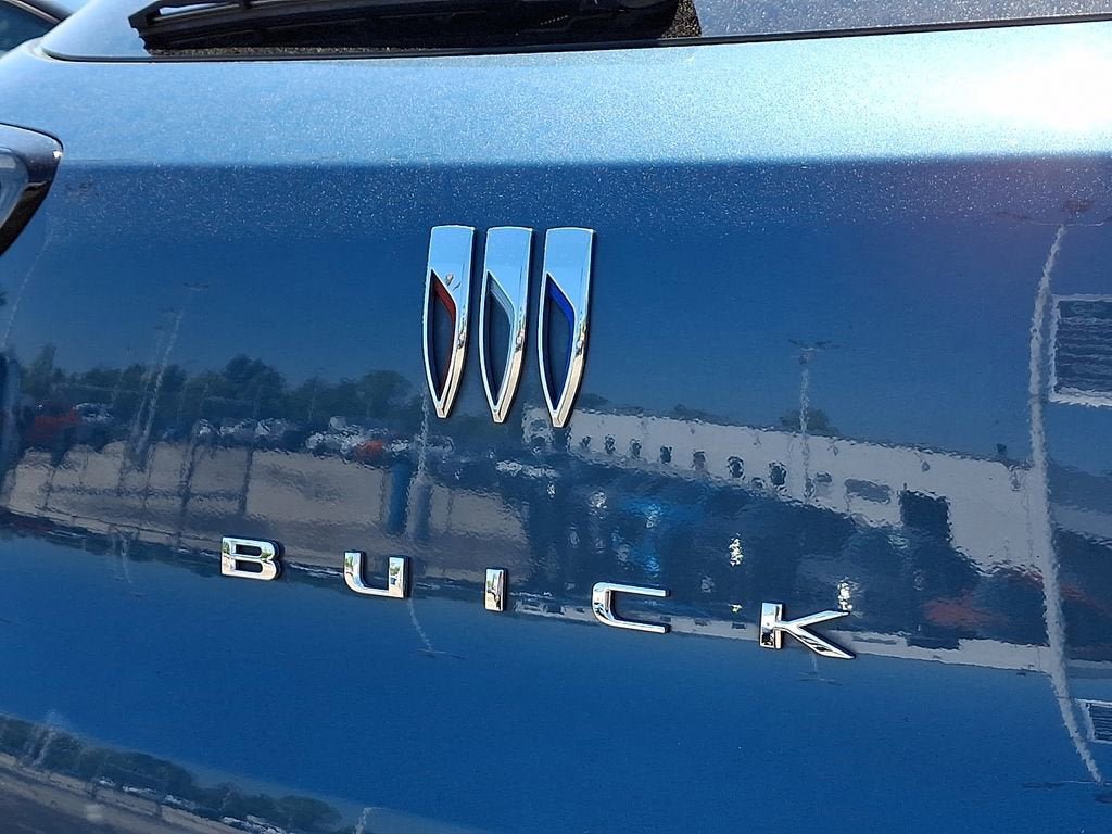 Certified 2024 Buick Encore GX Avenir w/ Avenir Convenience Package AWD/4WD image 33