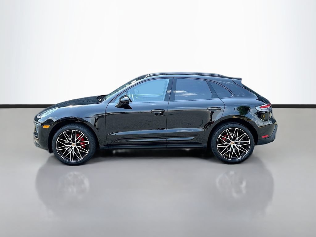 Certified 2025 Porsche Macan S AWD/4WD image 2