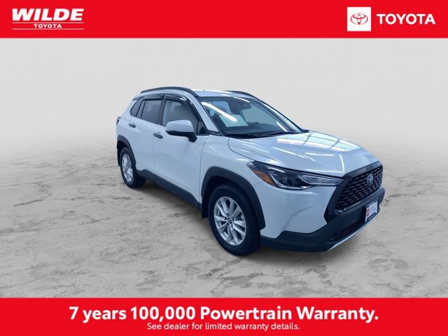 Certified 2023 Toyota Corolla Cross LE AWD/4WD image 3