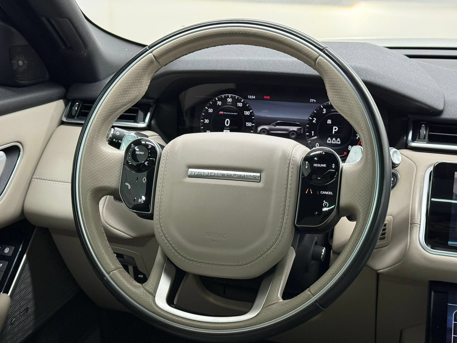 Used 2019 Land Rover Range Rover Velar R-Dynamic HSE AWD/4WD image 29