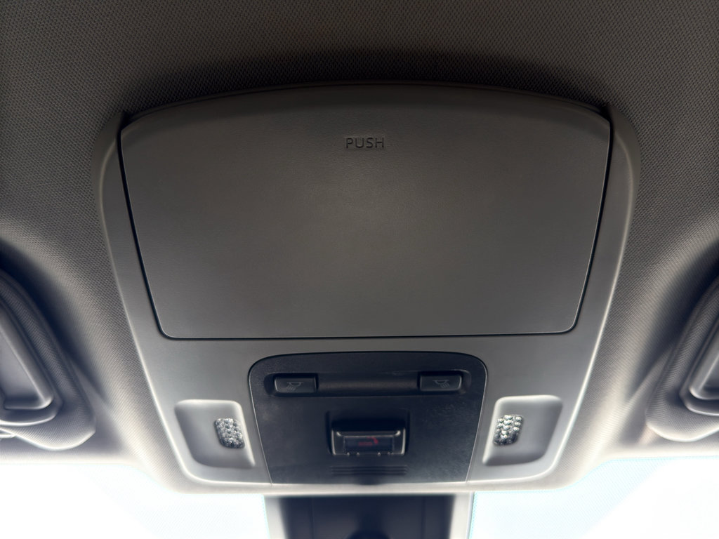 Used 2024 Toyota Camry SE FWD image 33