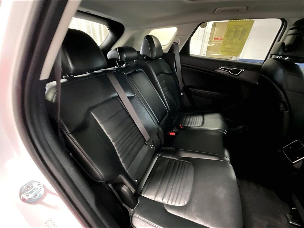 Used 2023 Kia Sportage SX AWD/4WD image 16