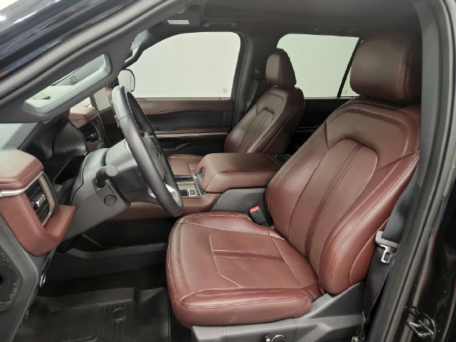 Used 2023 Ford Expedition Limited RWD image 14