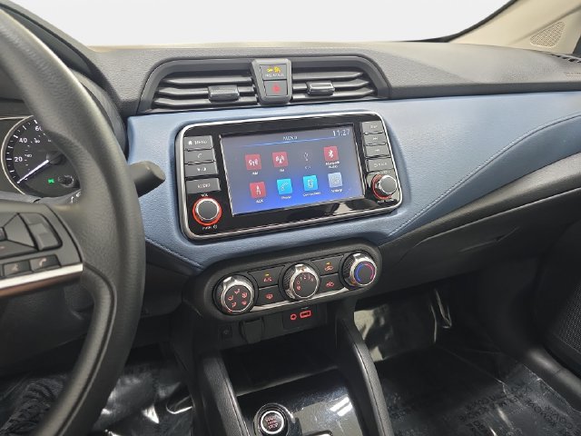 Used 2025 Nissan Versa SV FWD image 20