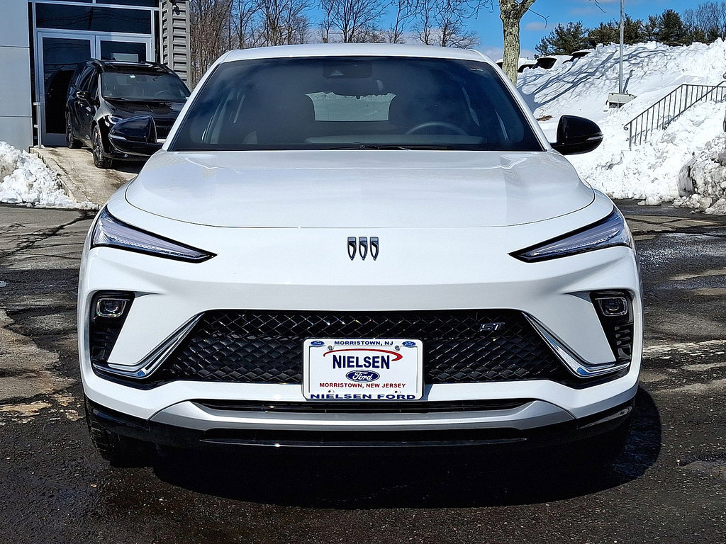 Used 2025 Buick Envista Sport Touring w/ Convenience II Package image 28