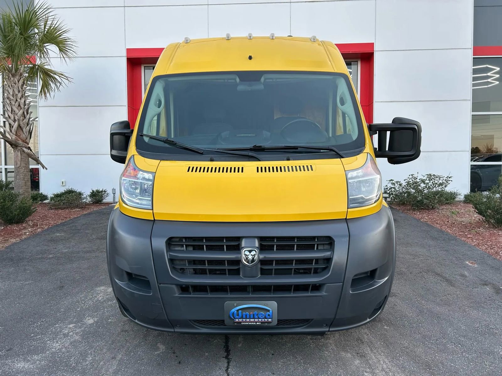 Used 2018 RAM ProMaster 3500 w/ Interior Convenience Group image 2