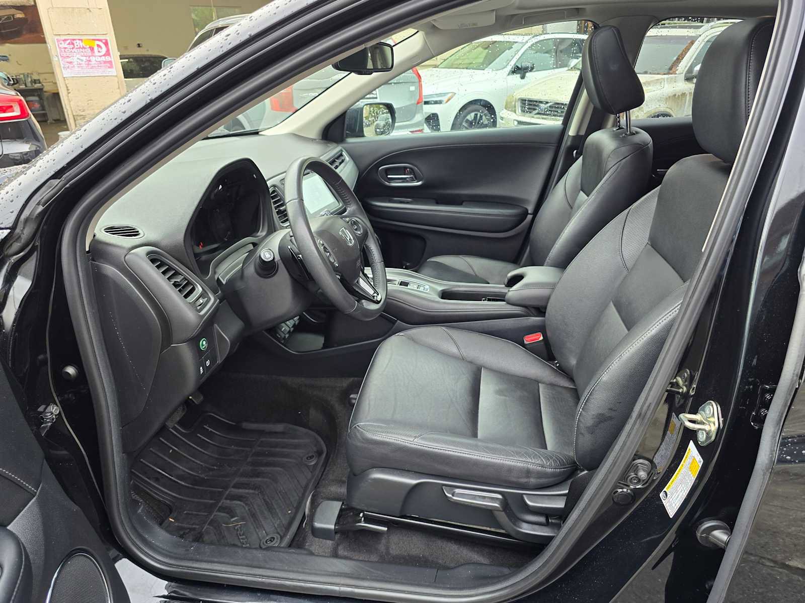 Used 2017 Honda HR-V EX-L image 37