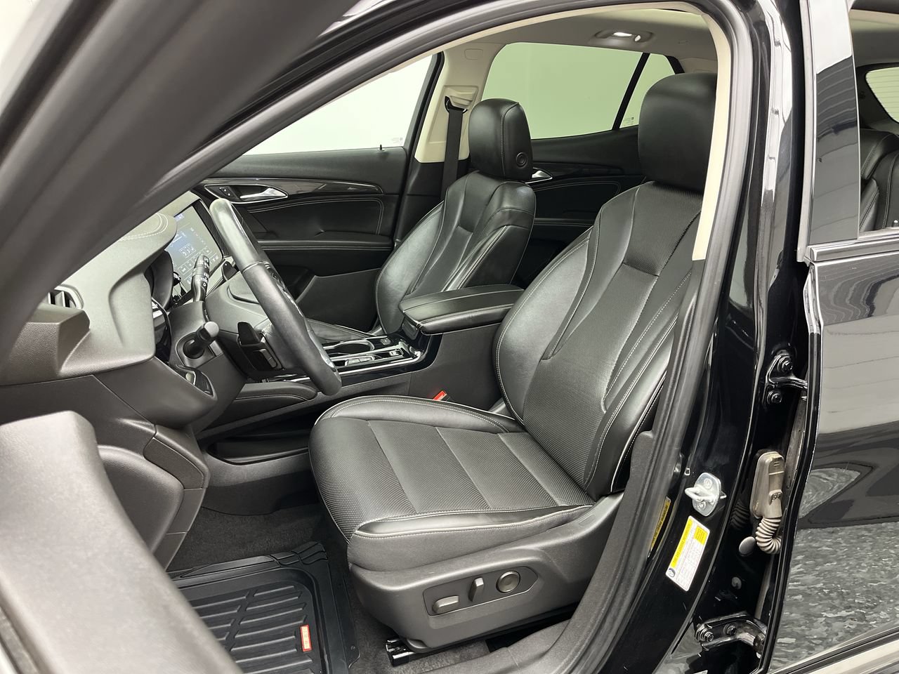 Certified 2021 Buick Envision Essence w/ Sport Touring Package AWD/4WD image 10