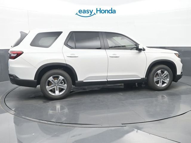 New 2025 Honda Pilot EX-L image 8
