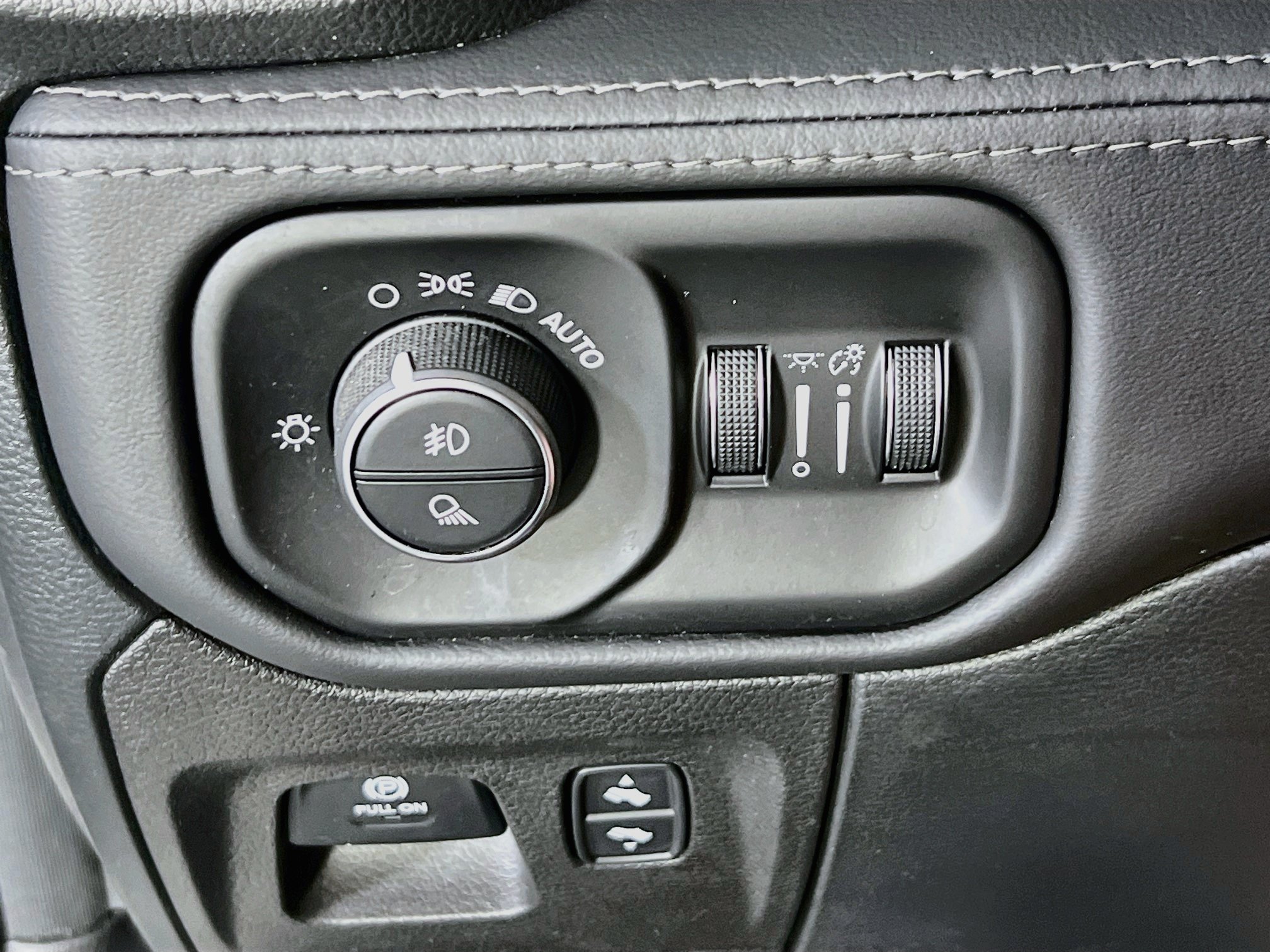 Used 2021 RAM 1500 TRX w/ TRX Level 2 Equipment Group AWD/4WD image 10