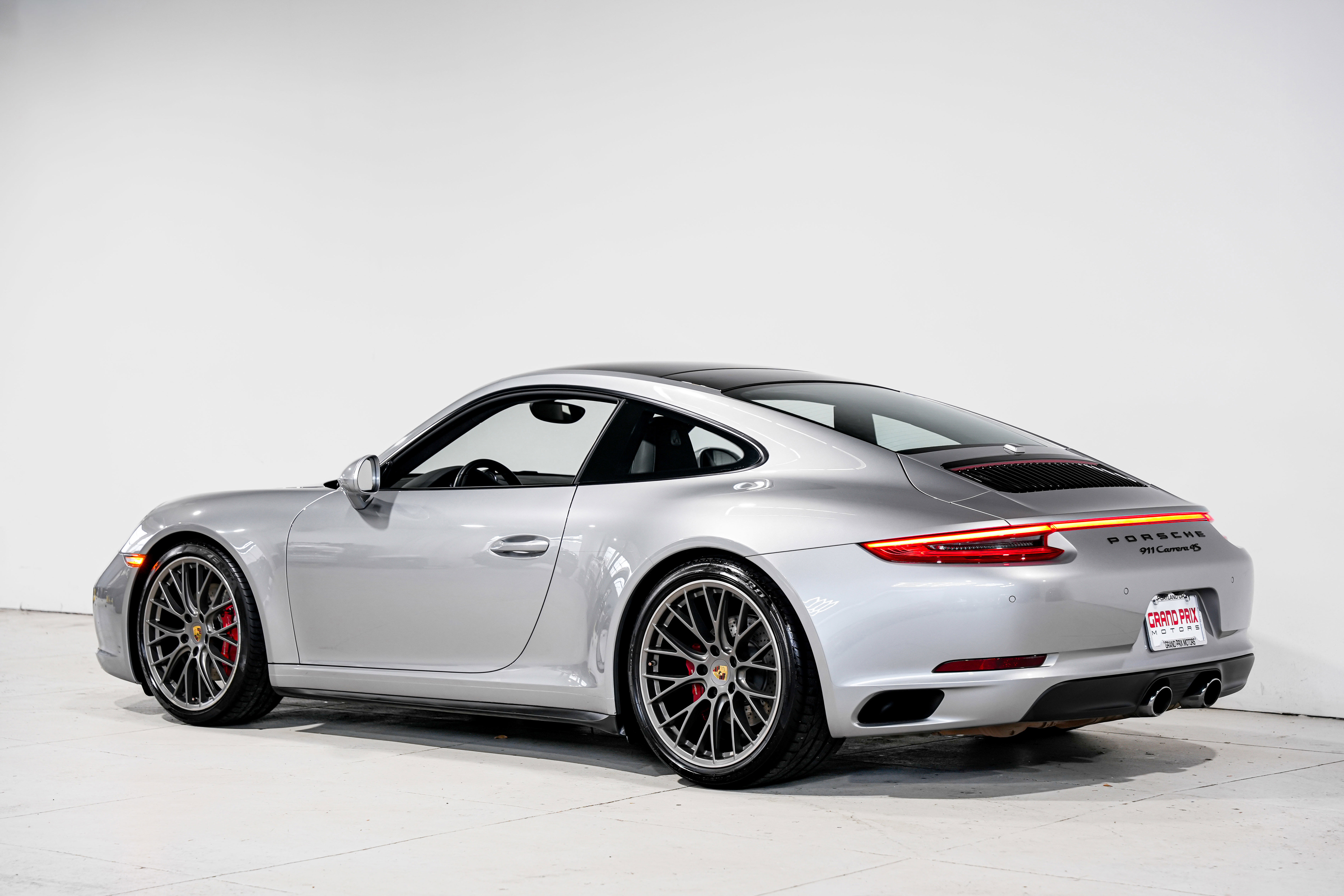 Used 2017 Porsche 911 Carrera 4S AWD/4WD image 8