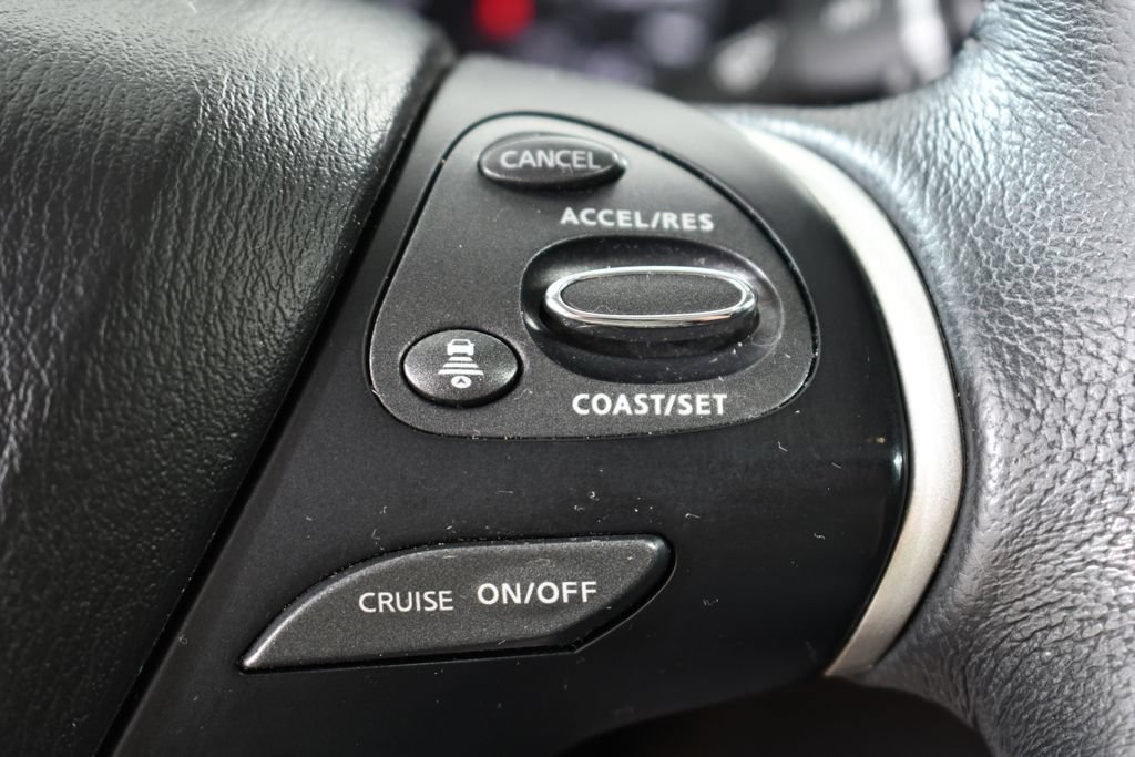 Used 2019 Nissan Pathfinder Platinum AWD/4WD image 36