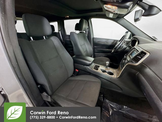 Used 2015 Jeep Grand Cherokee Laredo w/ Quick Order Package 23E image 27