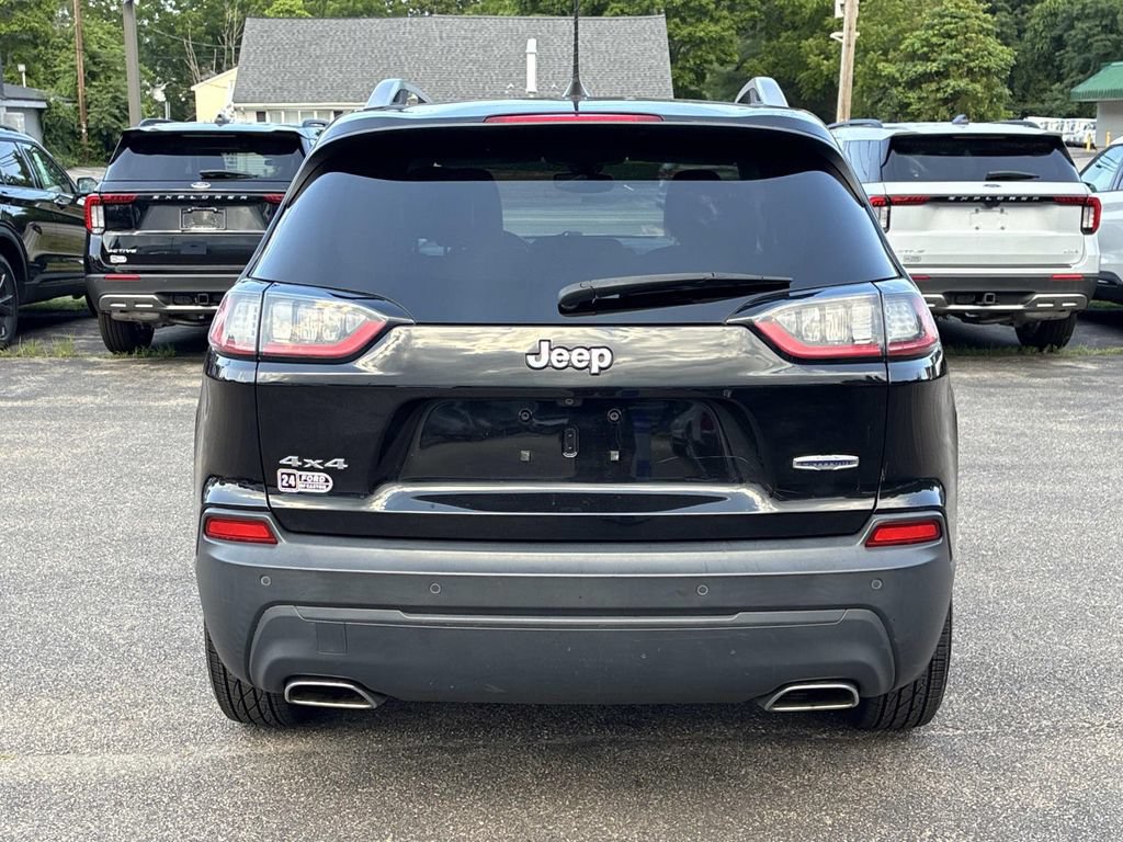 Used 2019 Jeep Cherokee Latitude Plus w/ Comfort/Convenience Group AWD/4WD image 6