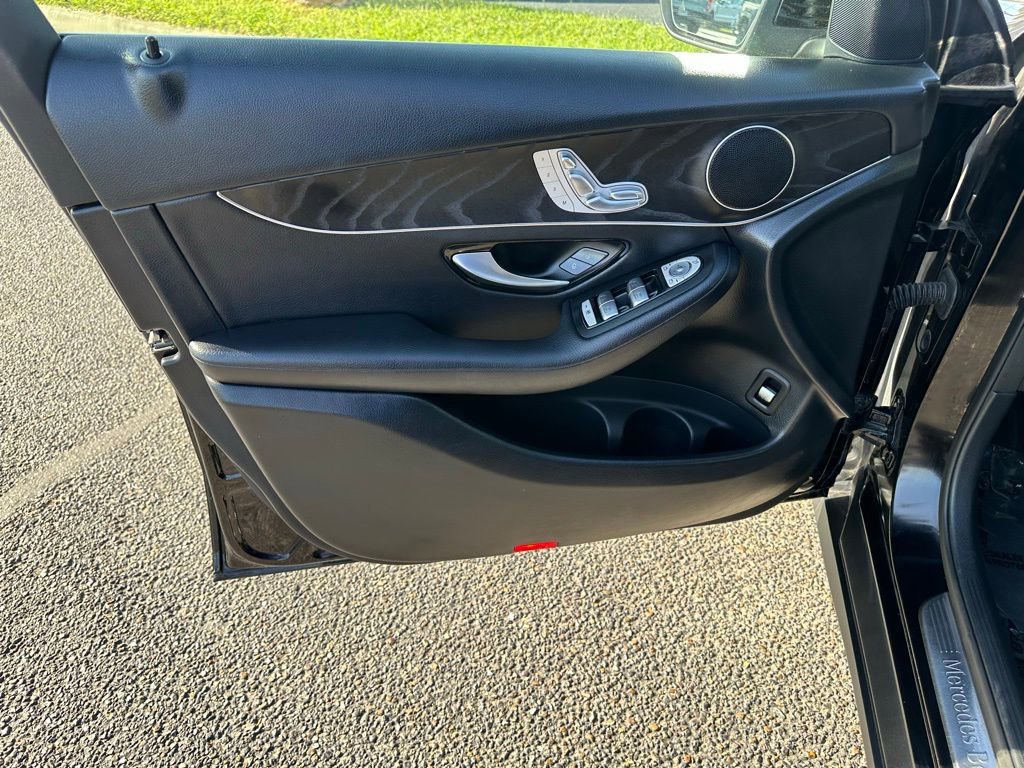 Used 2017 Mercedes-Benz GLC 300 GLC 300 image 10