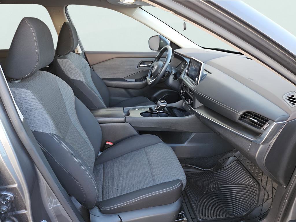 Used 2023 Nissan Rogue SV FWD image 14