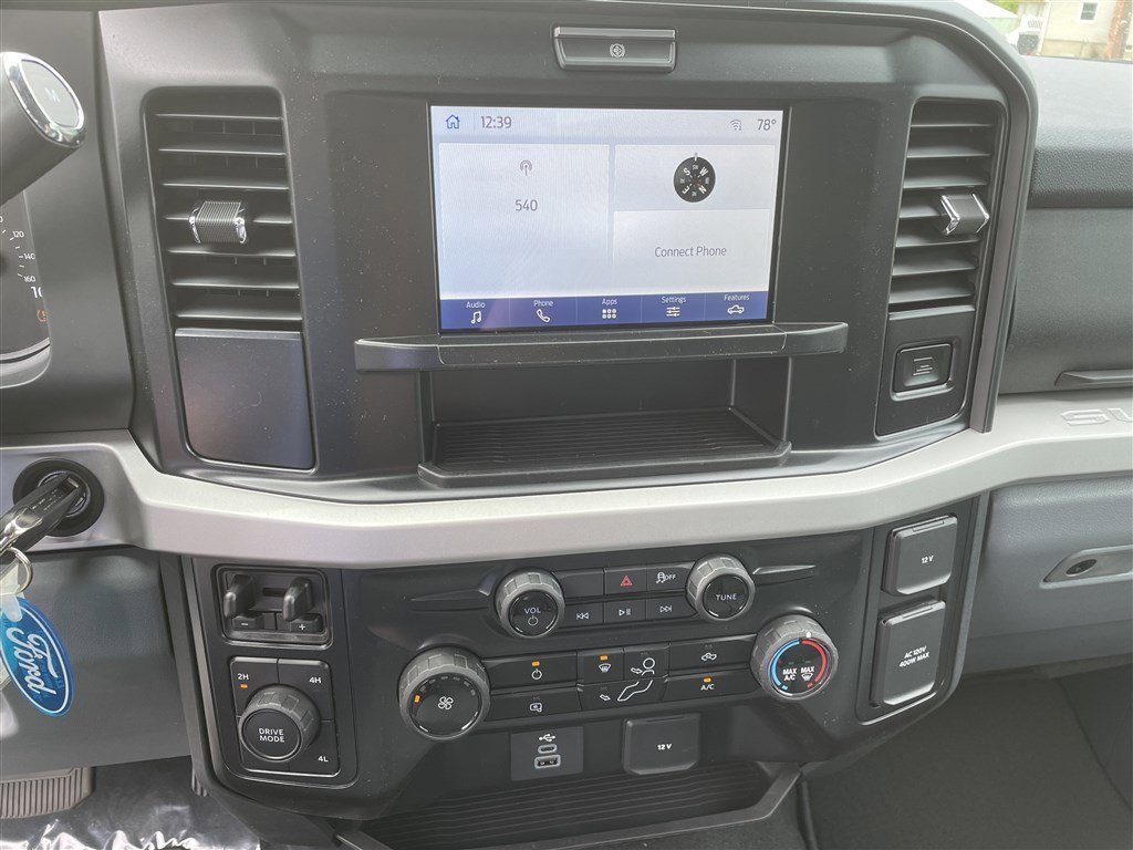 New 2026 Ford F350 4x4 Crew Cab Super Duty image 24