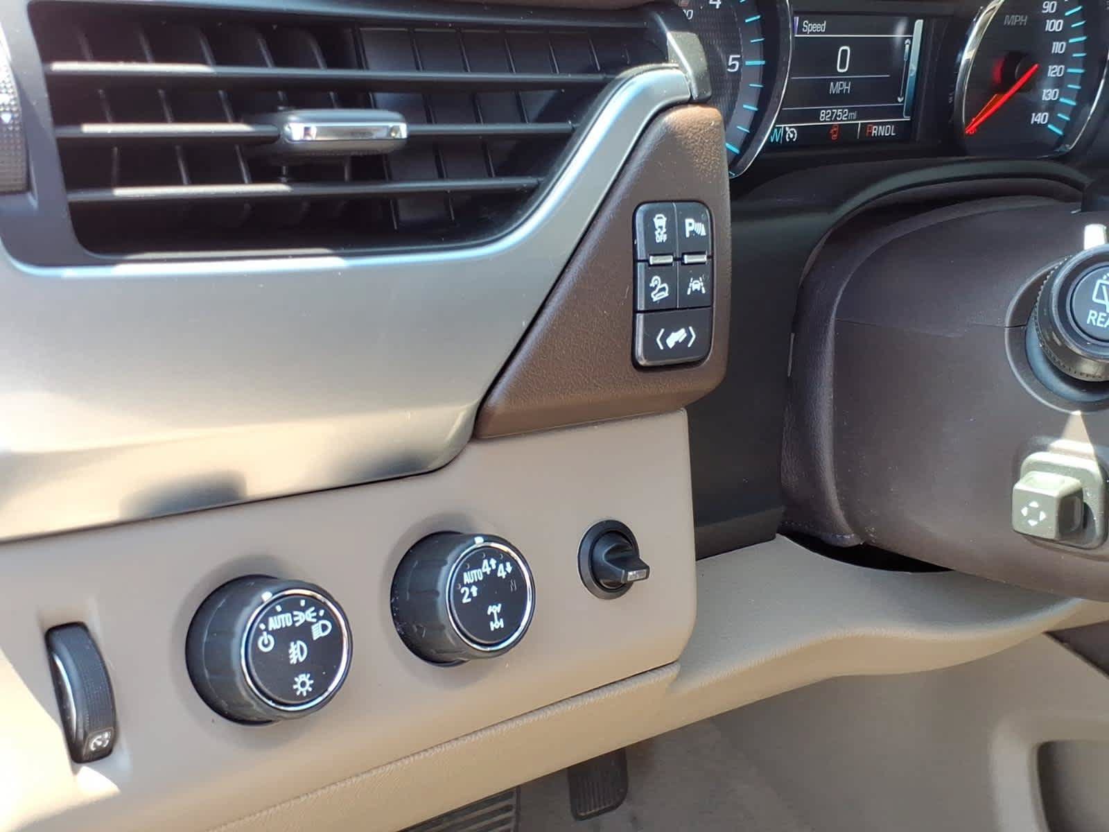 Used 2020 Chevrolet Suburban LT AWD/4WD image 27