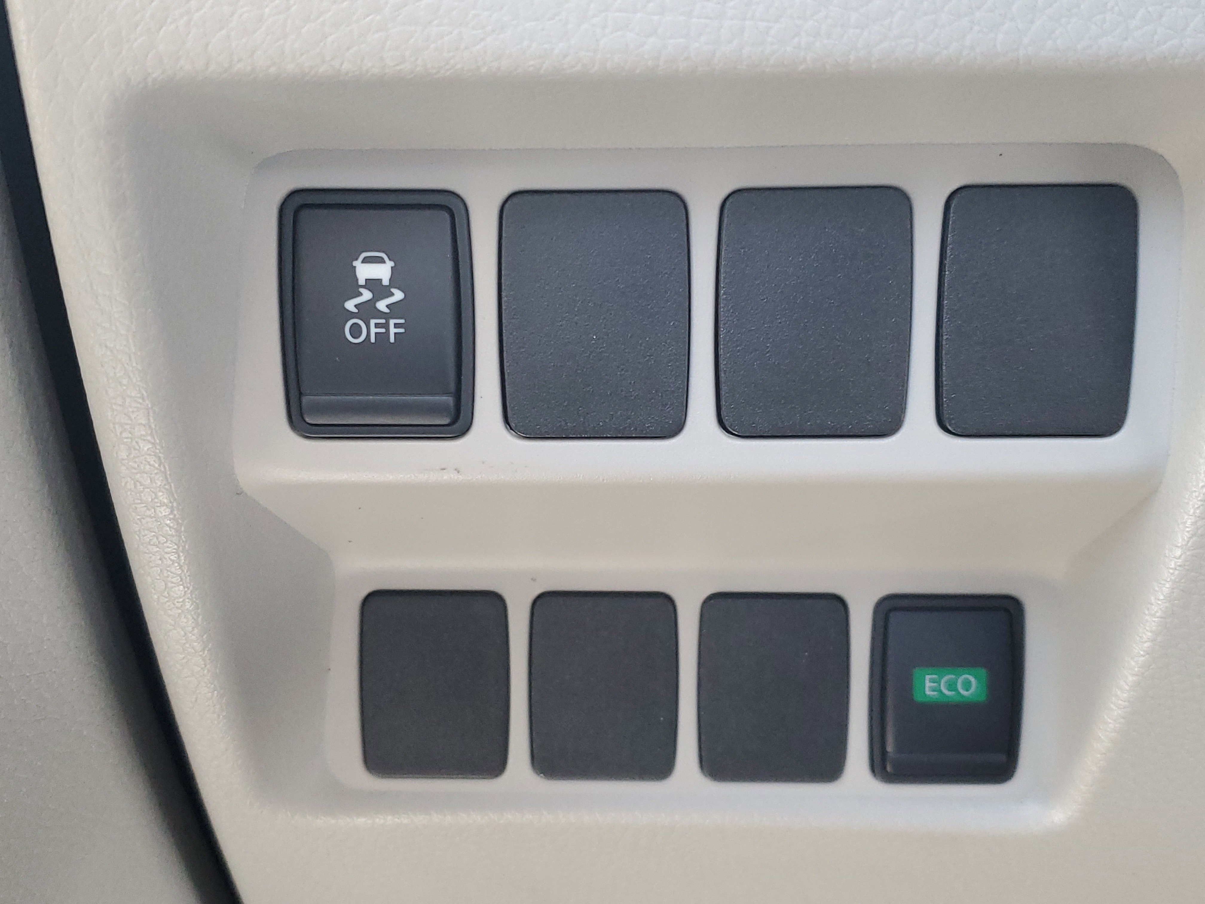 Used 2018 Nissan Rogue Sport SV image 27