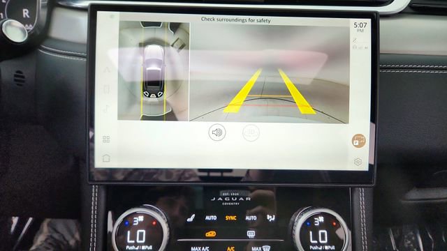 Used 2025 Jaguar F-PACE R-Dynamic S image 44