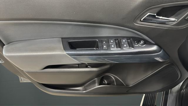 Used 2020 Chevrolet Colorado Z71 image 39