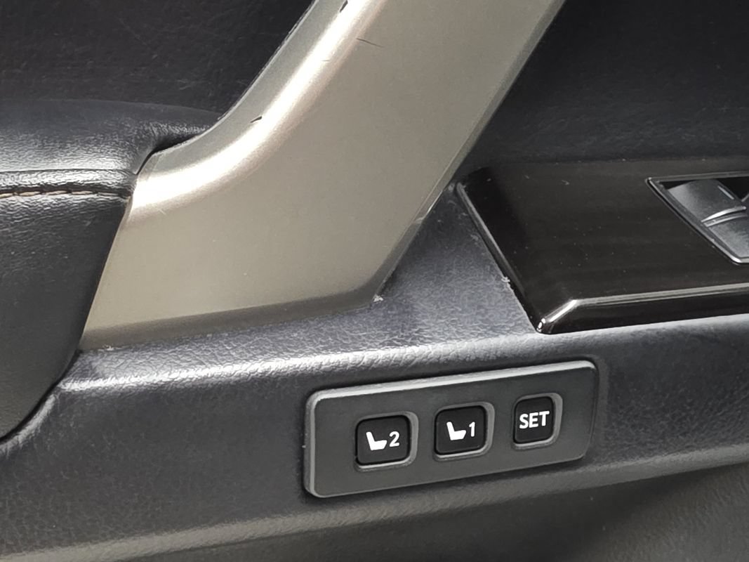Used 2015 Lexus GX 460 AWD/4WD image 30