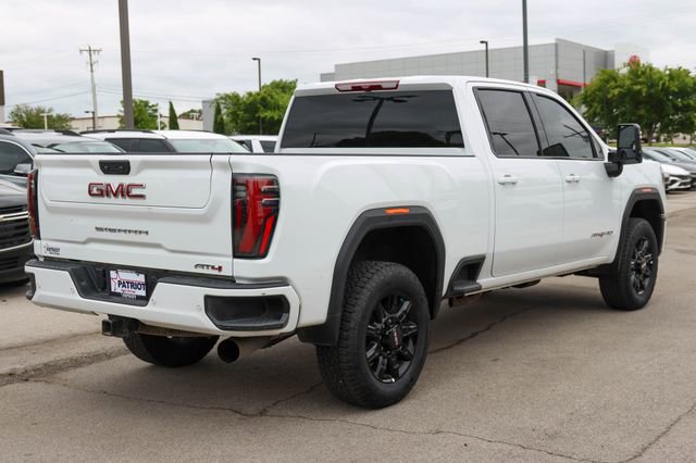 Used 2025 GMC Sierra 2500 AT4 AWD/4WD image 3