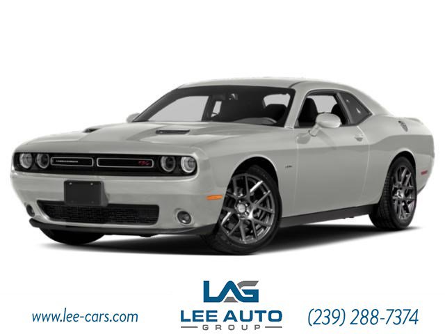 Used 2015 Dodge Challenger SXT Plus w/ Driver Convenience Group image 24