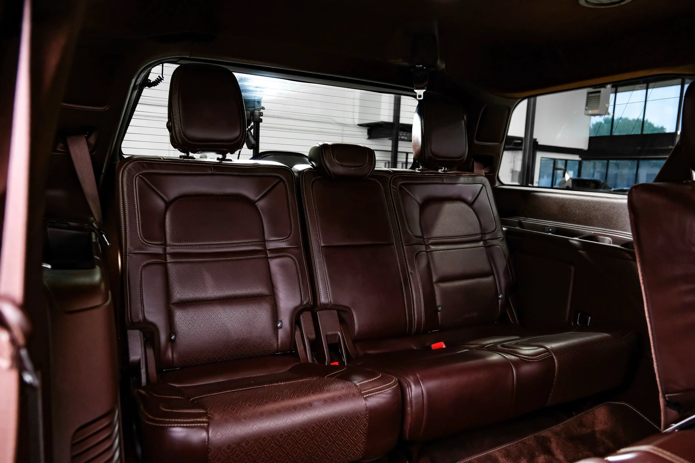 Used 2018 Lincoln Navigator Black Label w/ Cargo Package AWD/4WD image 58