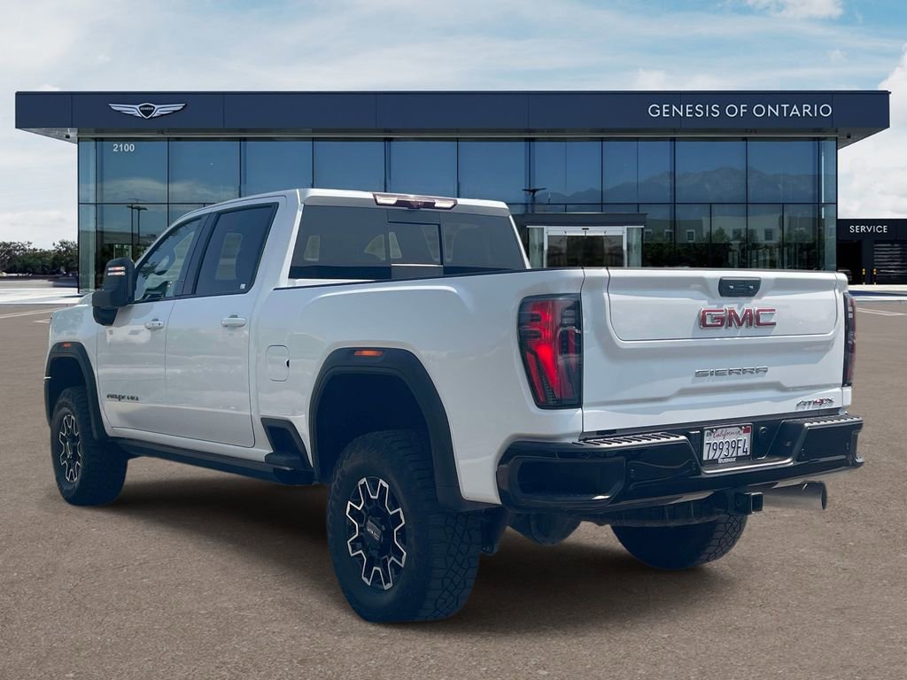 Used 2025 GMC Sierra 2500 AT4X image 4