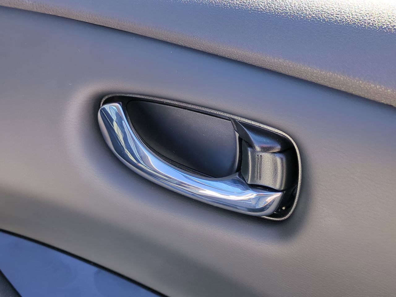 Certified 2024 Nissan Leaf SV Plus FWD image 36