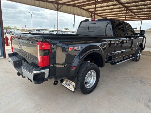 Used 2024 Ford F350 Lariat w/ FX4 Off-Road Package image 8