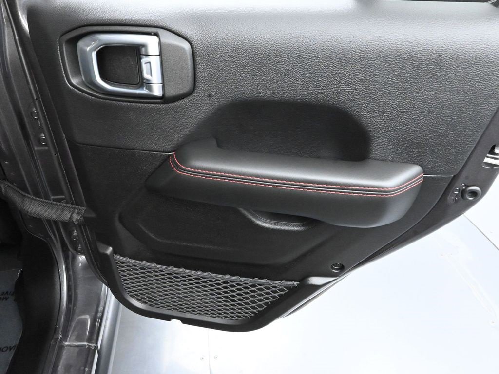 Certified 2025 Jeep Wrangler Unlimited Rubicon image 18
