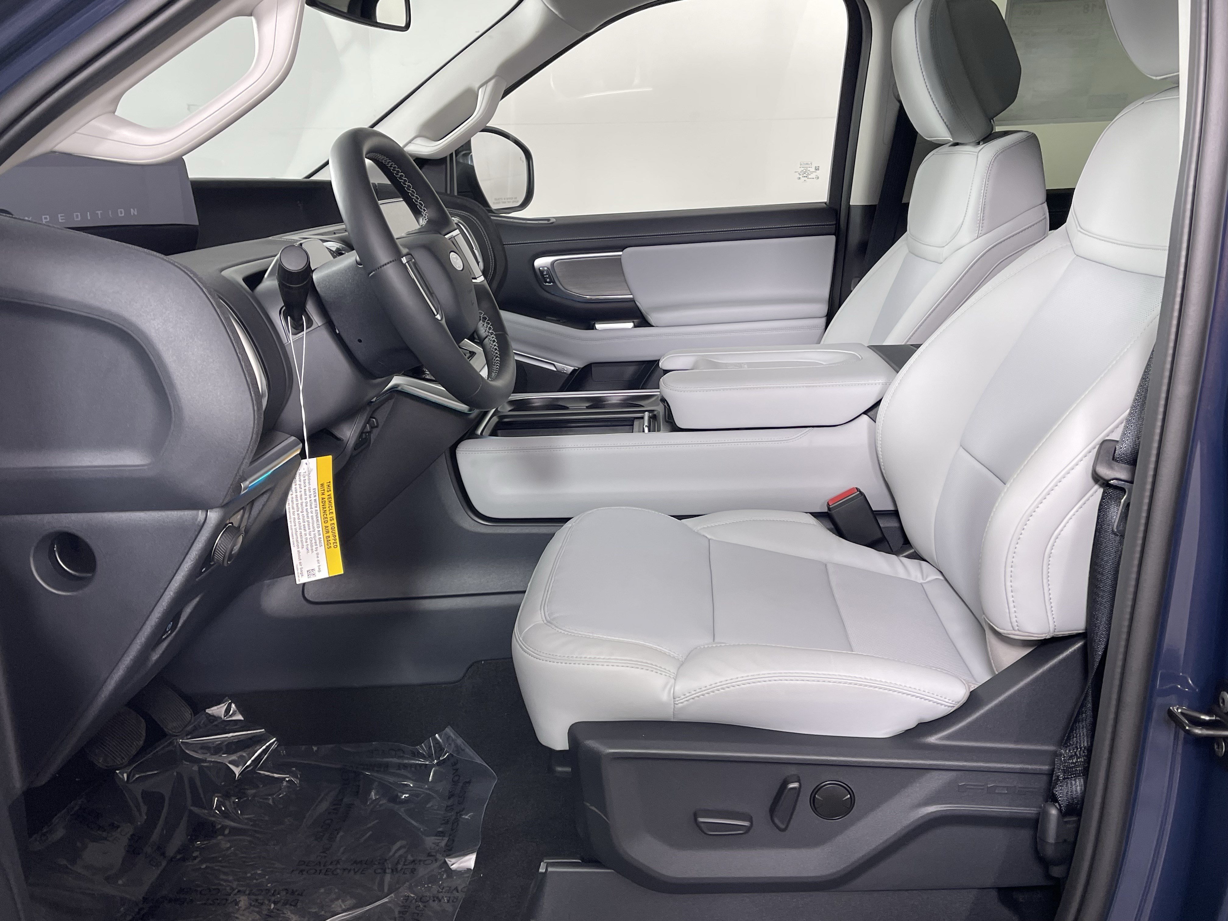 New 2027 Ford Expedition Platinum AWD/4WD image 11