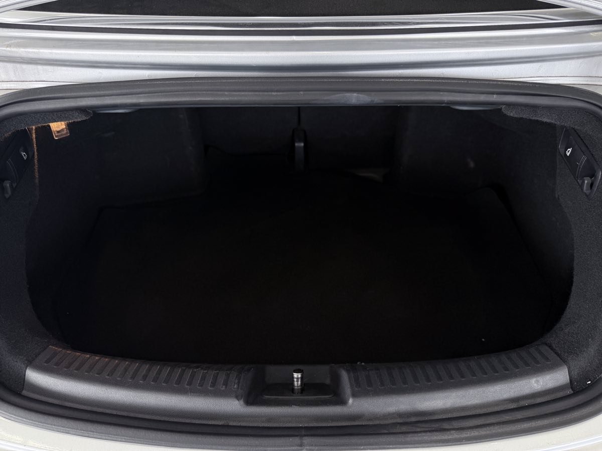 Used 2015 Volkswagen Beetle 1.8T FWD image 8